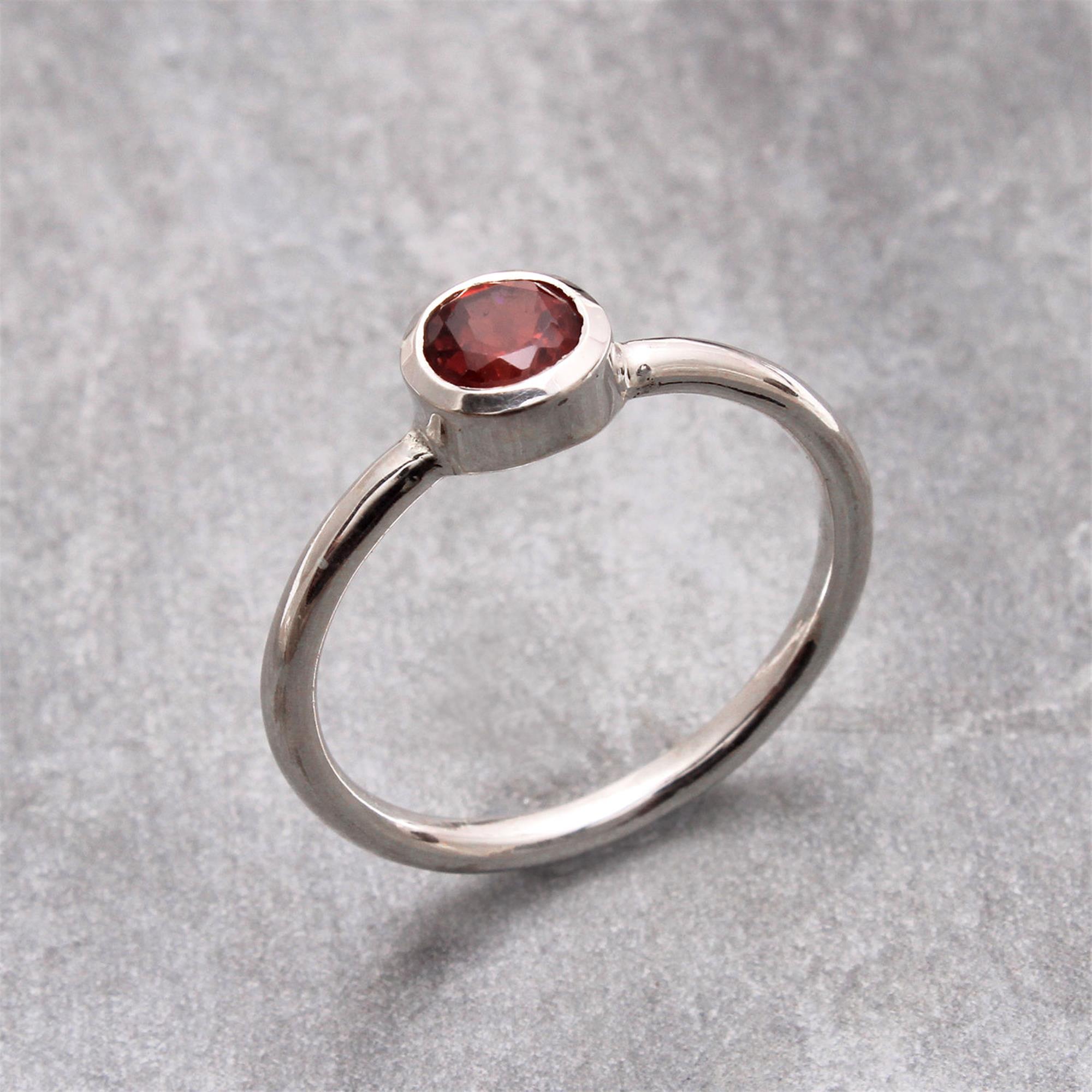 J 1//2- Y Available O Natural Garnet Stone 925 Sterling Silver String Winding Gemstone handmade ring
