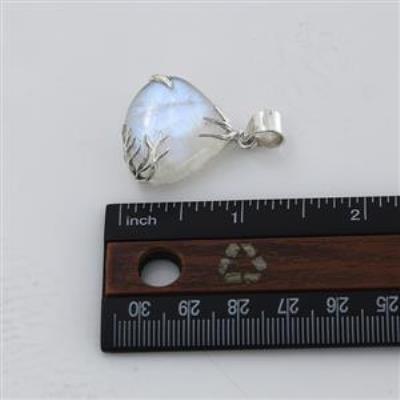925 Sterling Silver Unique Handmade Moonstone Pendant For Girls | Akrati Jewels Inc