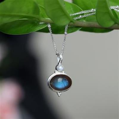 Natural Double Gemstone Nature Inspired Handmade Pendants Jewellery Dsitributor | Akrati Jewels Inc