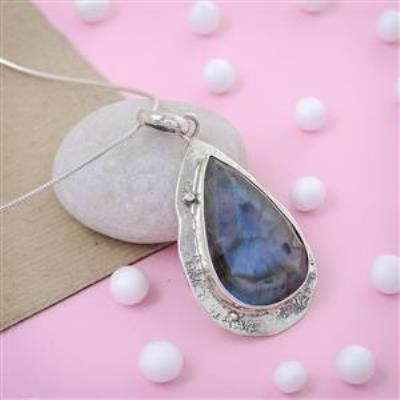 Labradorite Gemstone Sterling Silver Pendant Online Silver Jewelry | Akrati Jewels Inc