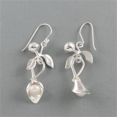 Beautiful Pearl Gemstone Sterling Silver Earring | Akrati Jewels Inc