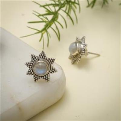 Floral Look Moonstone Silver Stud Earring Jewelery | Akrati Jewels Inc