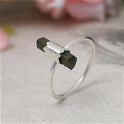 925 sterling silver raw pencil green tourmaline dainty minimalist ring  | Akrati Jewels Inc