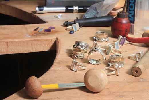 Custom Jewelry Manufacturing